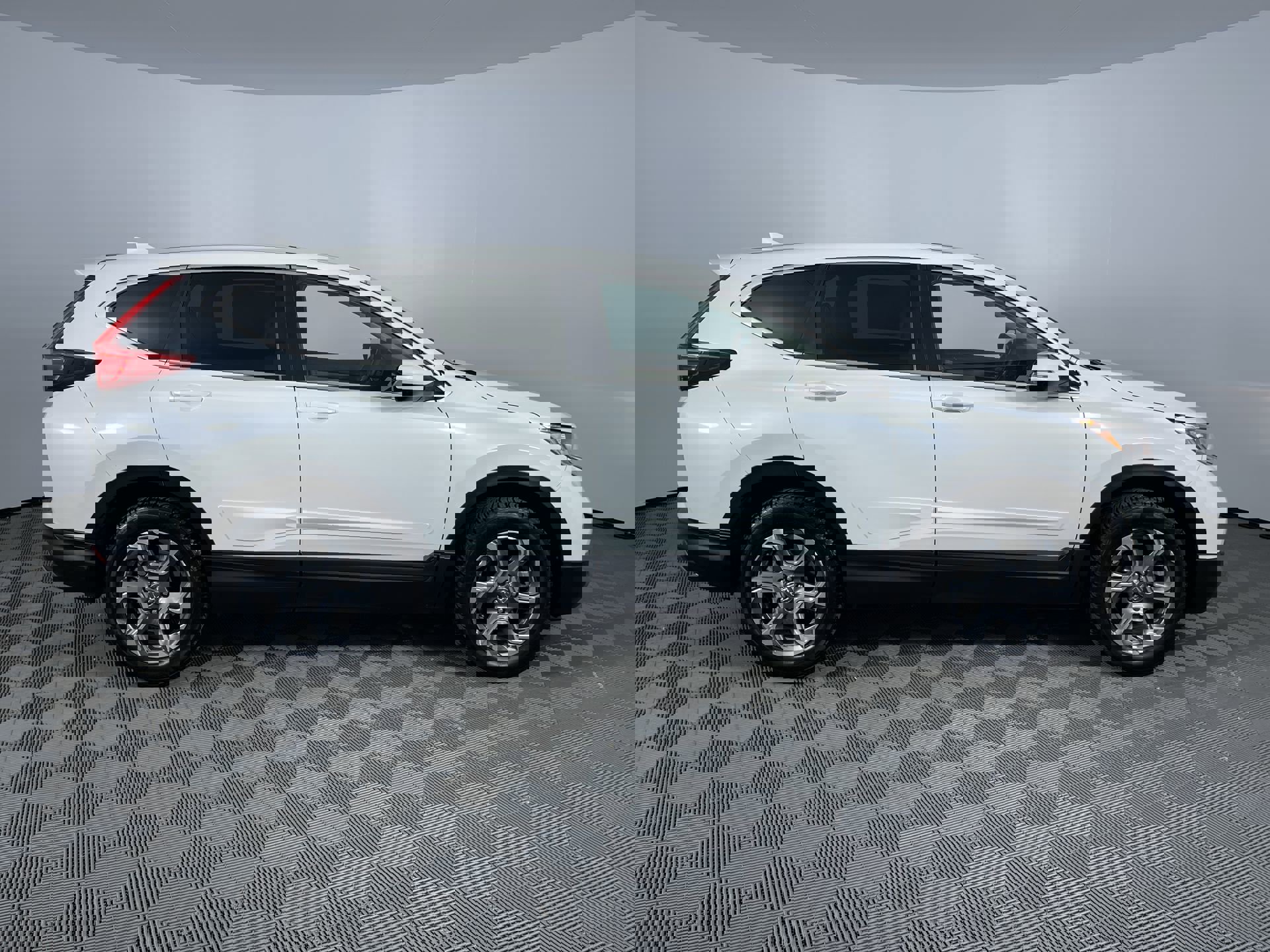 Used 2017 Honda CR-V EX-L image 10