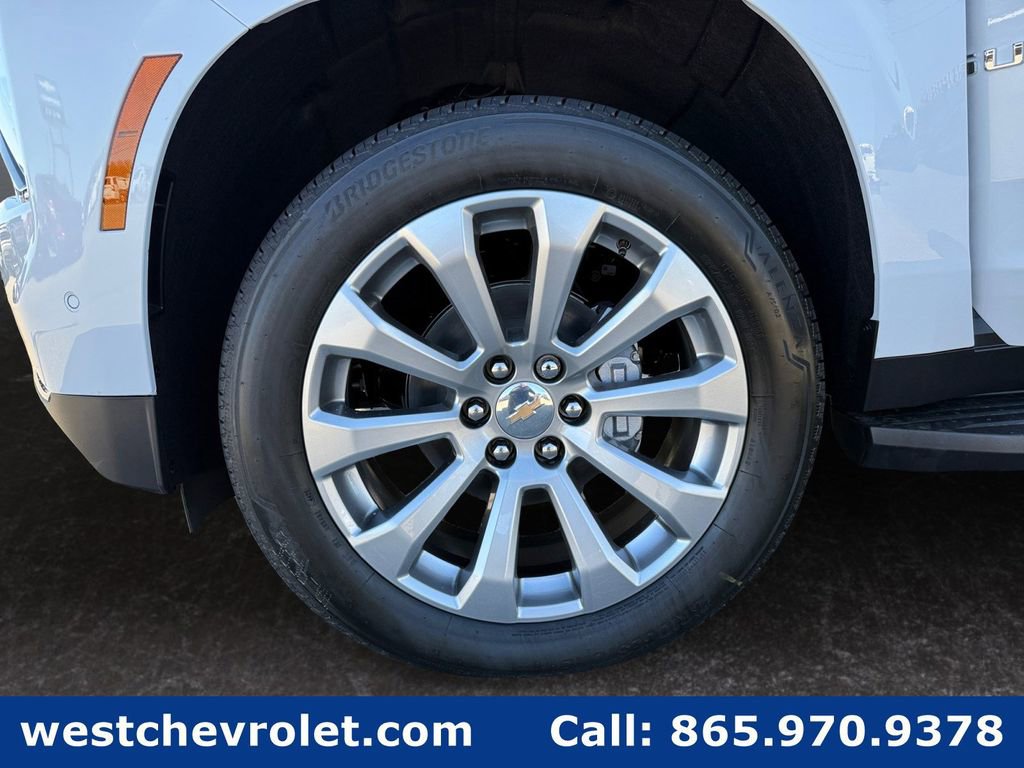 New 2026 Chevrolet Suburban Premier image 9