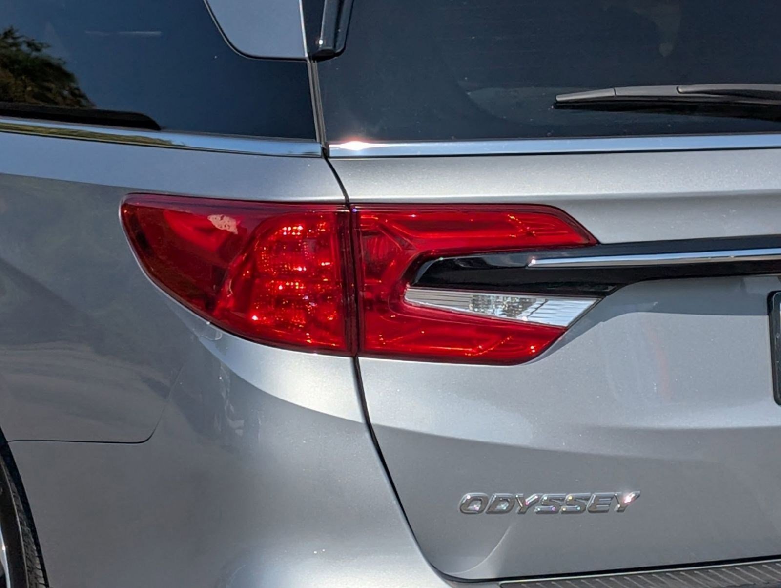 Used 2023 Honda Odyssey Elite image 13