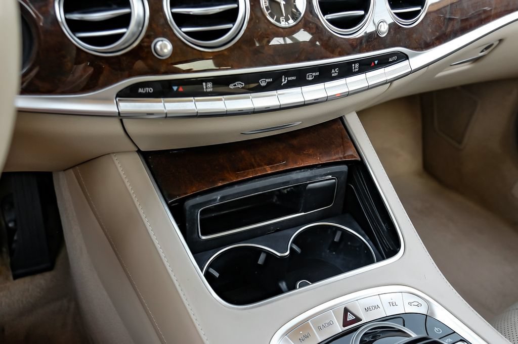 Used 2019 Mercedes-Benz S 560 Sedan image 27