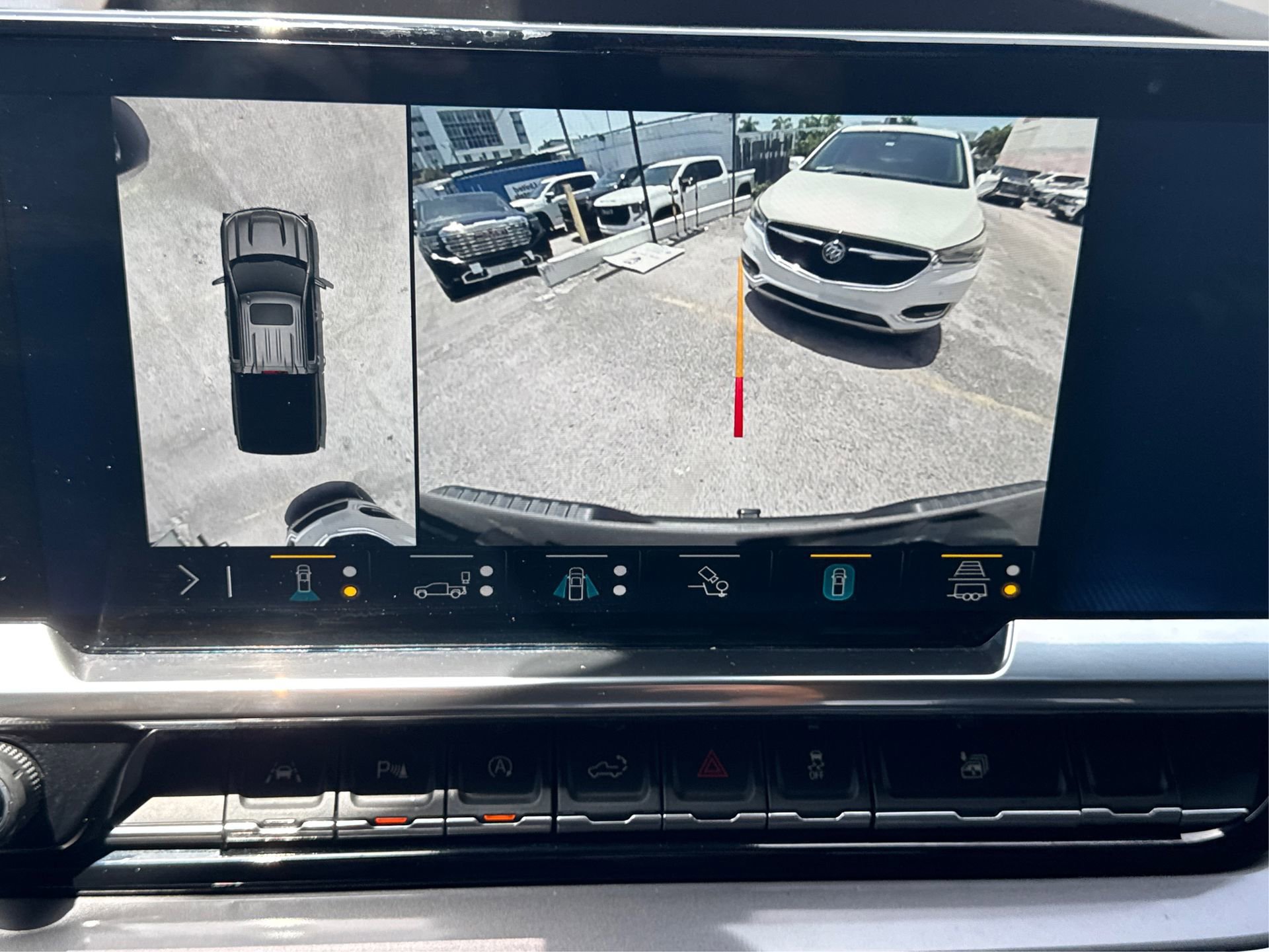 Used 2023 Chevrolet Silverado 1500 High Country w/ Technology Package image 29