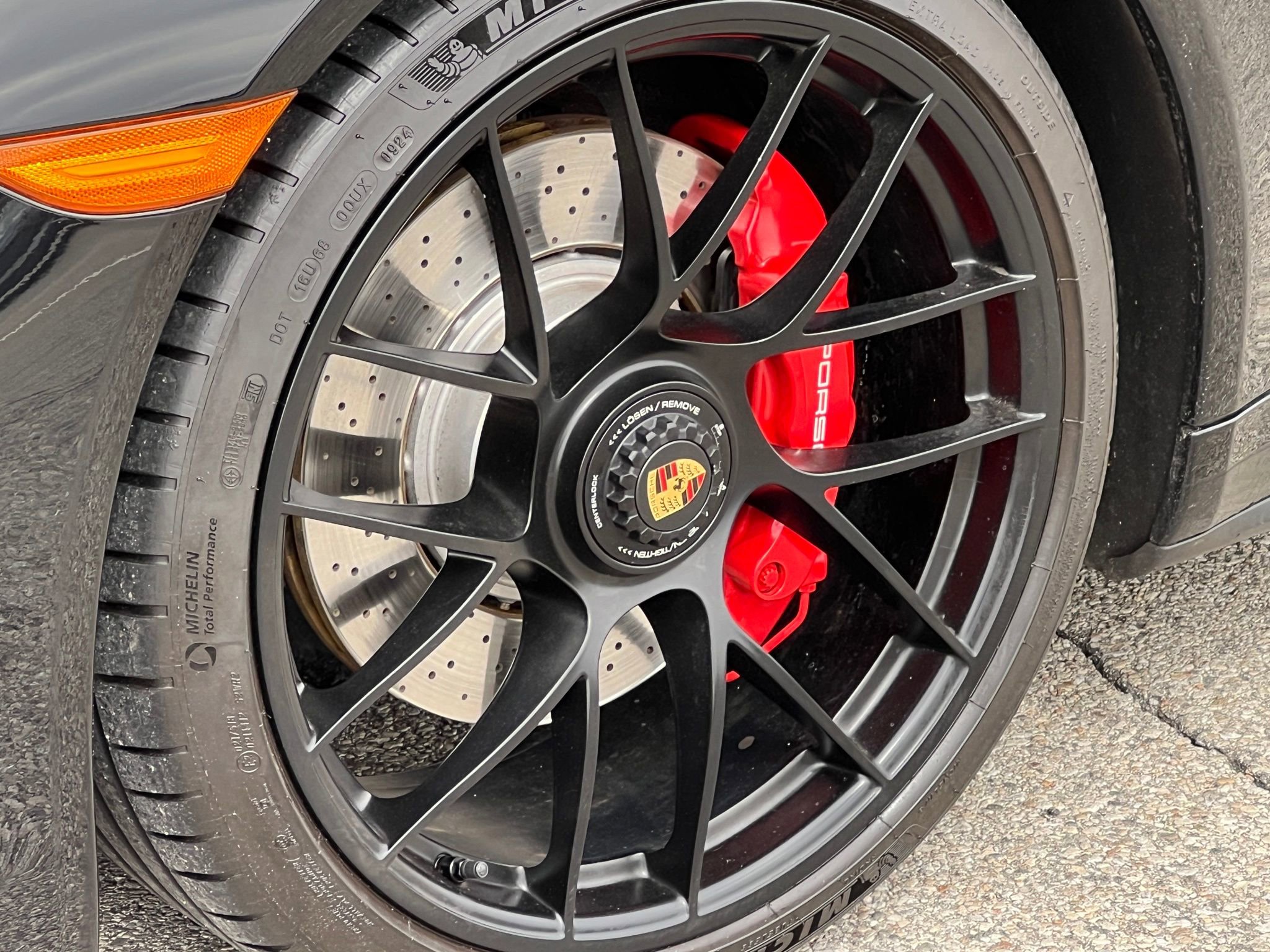 Used 2019 Porsche 911 Targa 4S AWD/4WD image 16