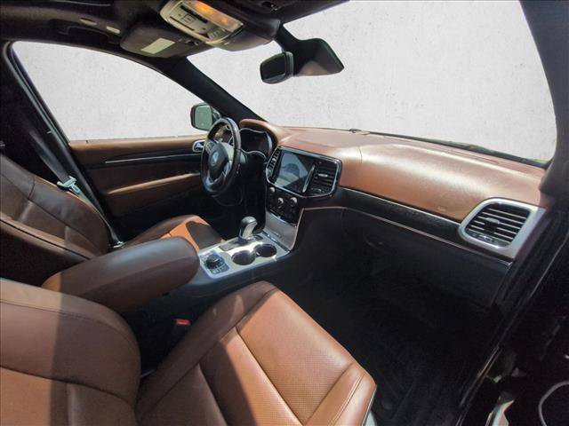 Used 2020 Jeep Grand Cherokee Summit AWD/4WD image 21