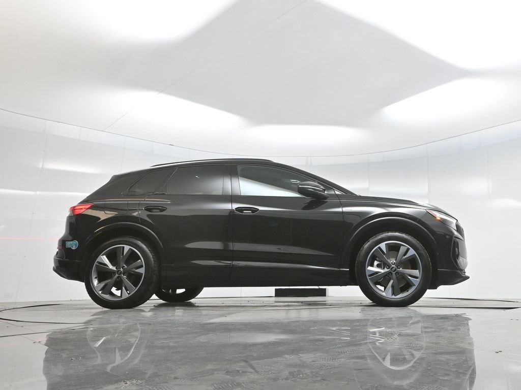 Used 2024 Audi Q4 e-tron Premium Plus w/ Premium Plus image 75
