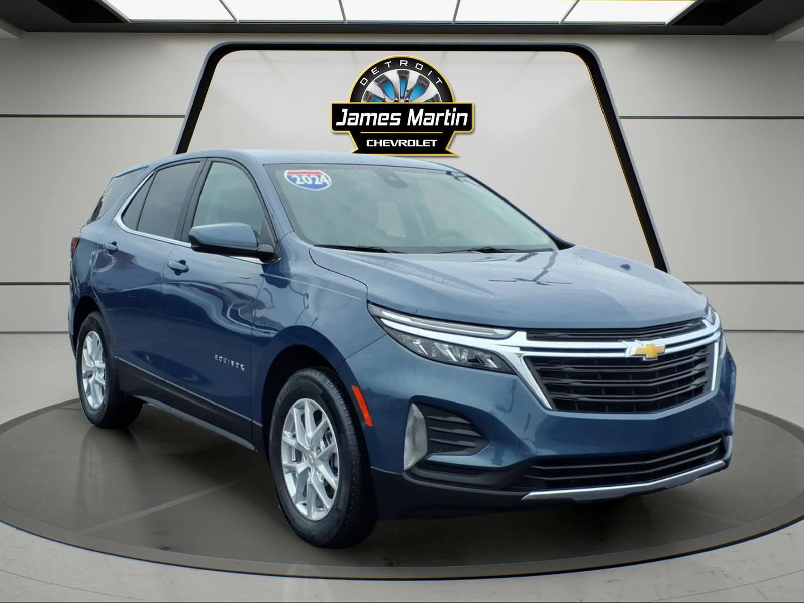Certified 2024 Chevrolet Equinox LT FWD image 3