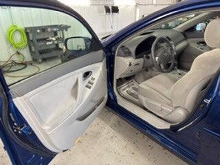 Used 2010 Toyota Camry FWD image 12