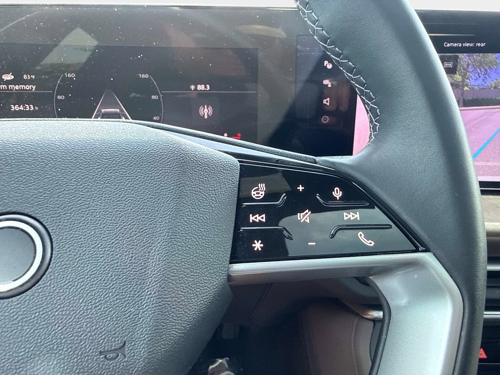 Used 2025 Audi Q5 Premium w/ Convenience Package AWD/4WD image 29