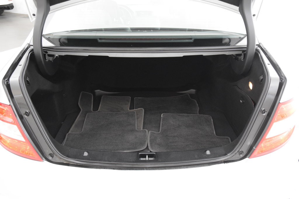Used 2011 Mercedes-Benz C 300 Sedan image 30