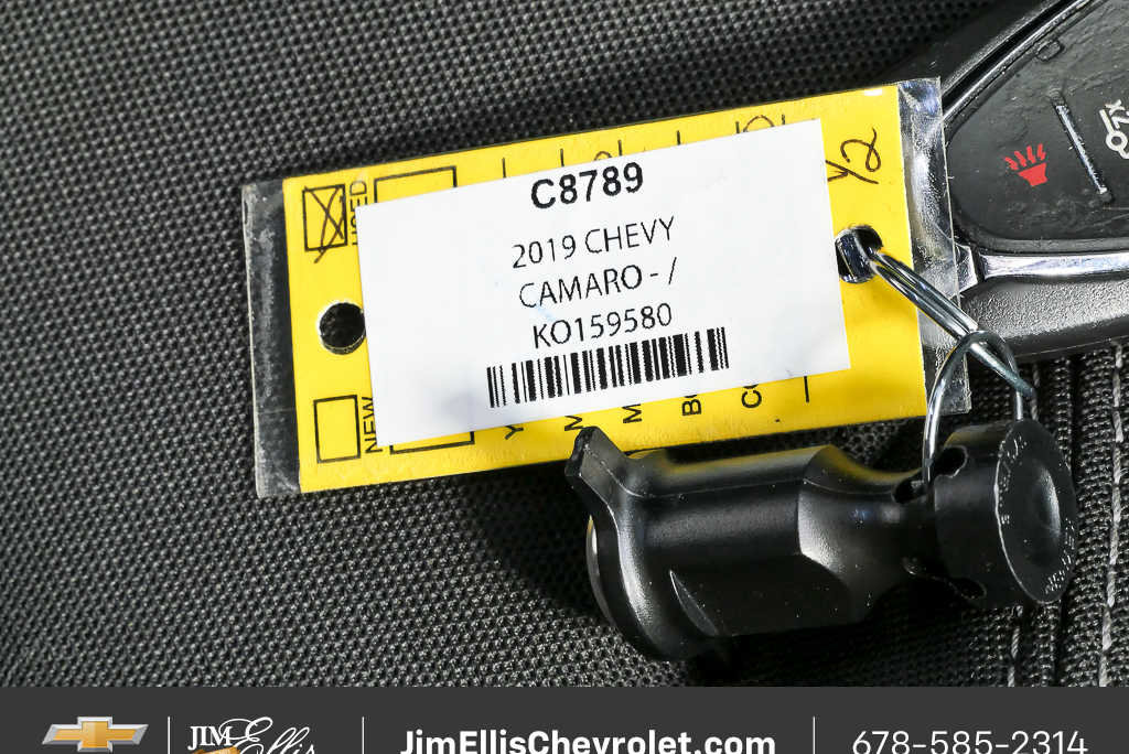 Used 2019 Chevrolet Camaro LT w/ Technology Package image 26