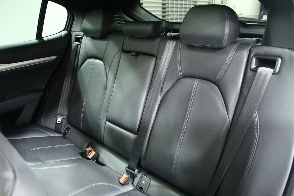 Used 2024 Alfa Romeo Stelvio Ti image 29