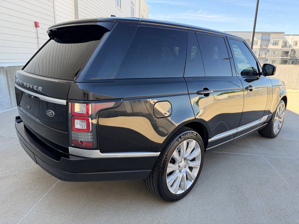 Used 2016 Land Rover Range Rover Supercharged AWD/4WD image 3