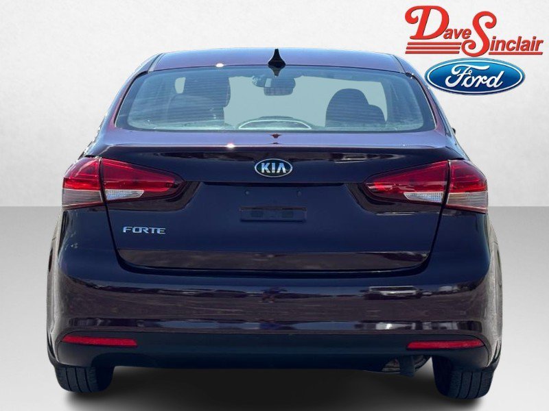 Used 2018 Kia Forte LX FWD image 8