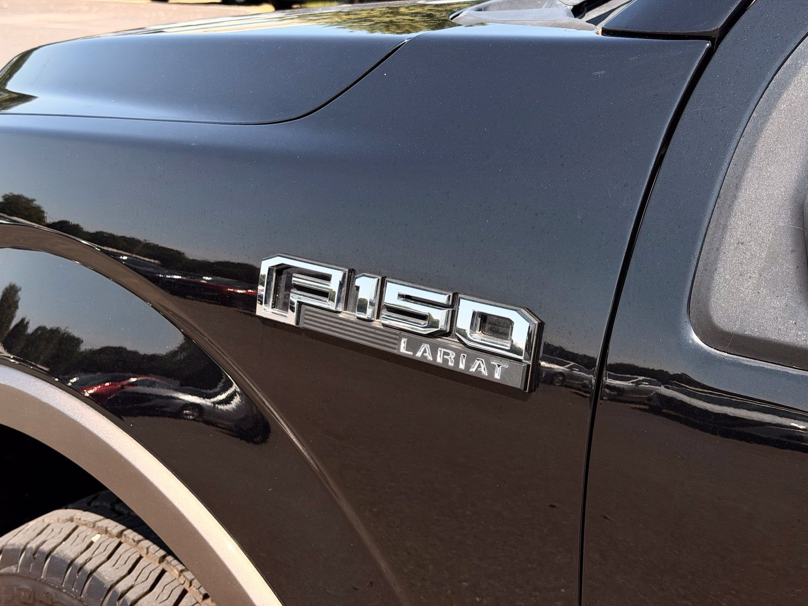 Used 2019 Ford F150 Lariat AWD/4WD image 13