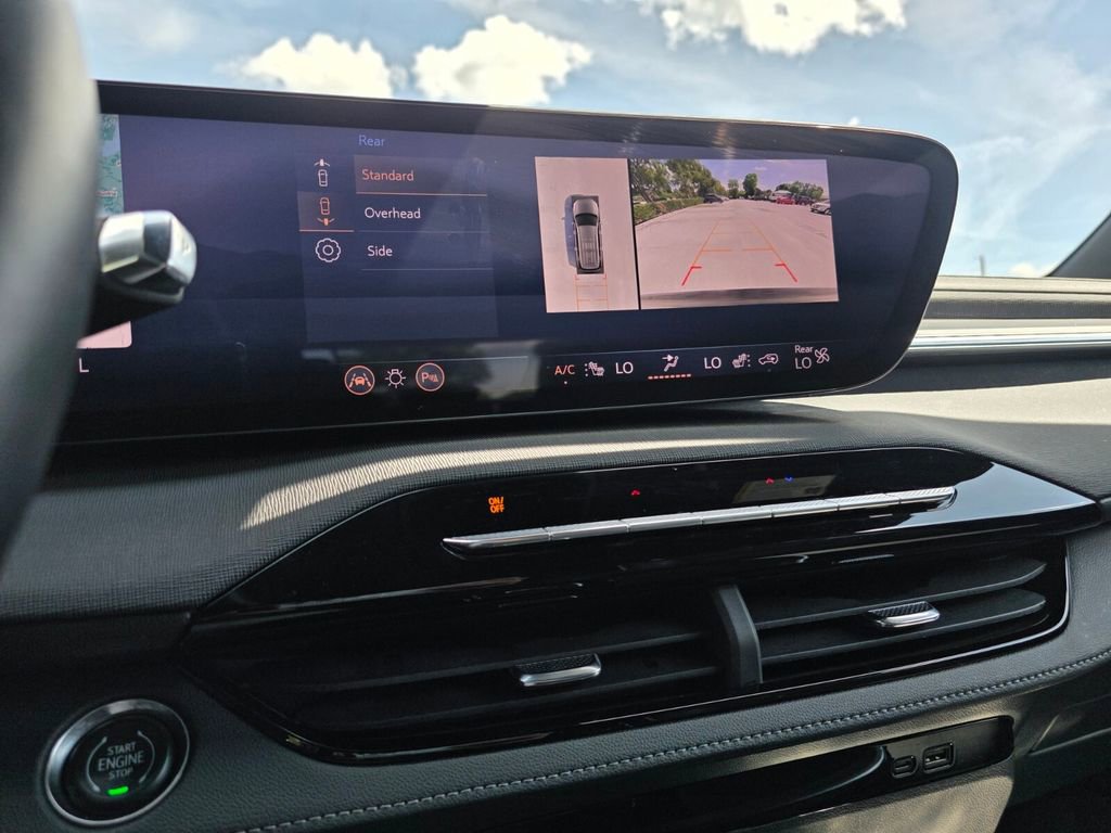 Used 2025 Buick Enclave Preferred image 32