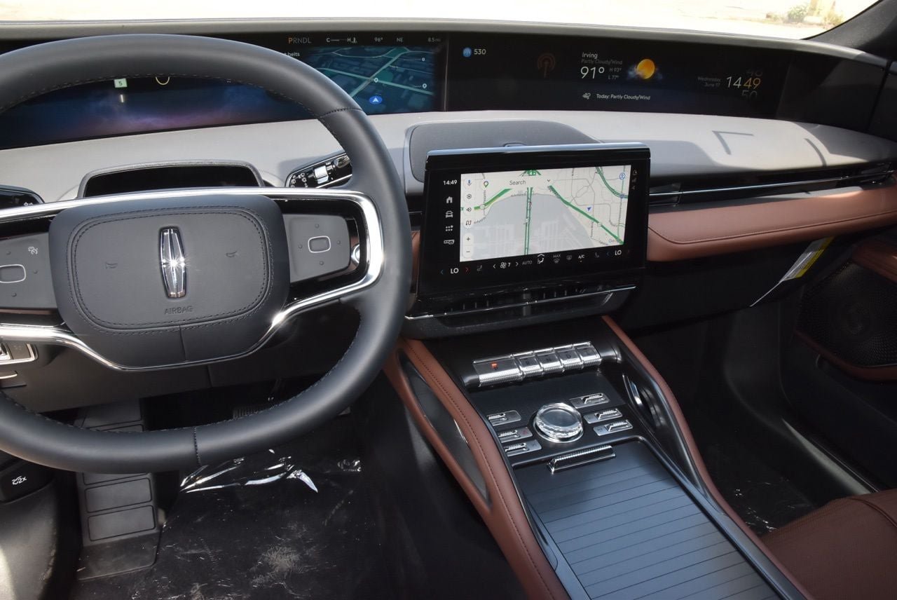 New 2026 Lincoln Nautilus Reserve AWD/4WD image 25