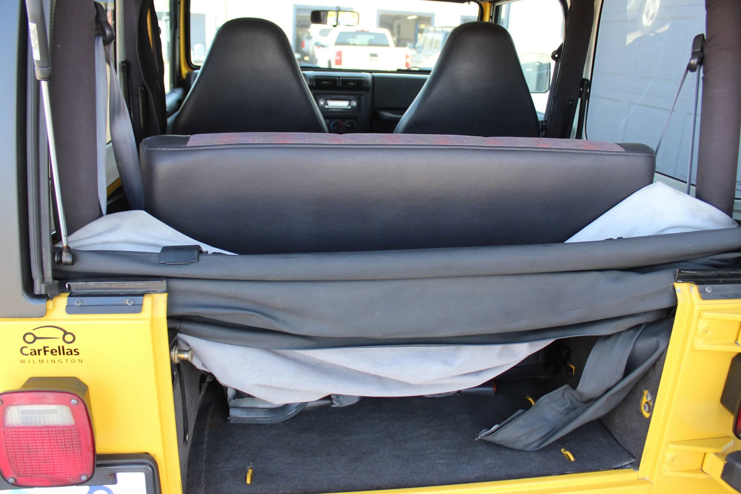 Used 2000 Jeep Wrangler Sport image 18