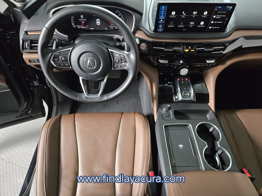 Used 2025 Acura MDX SH-AWD w/ Technology Package image 16