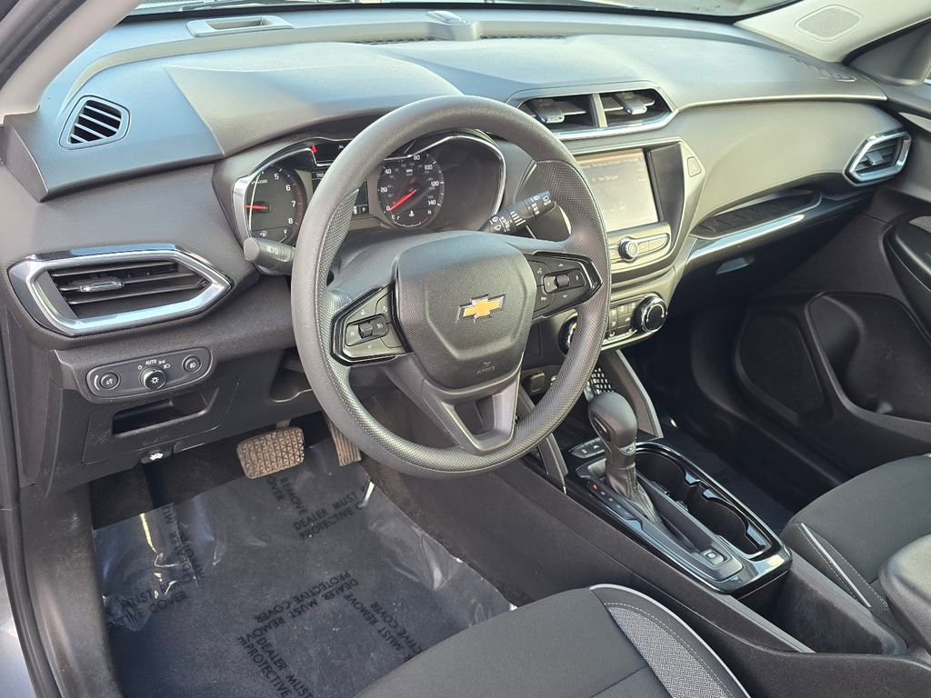 Used 2022 Chevrolet TrailBlazer LT image 17