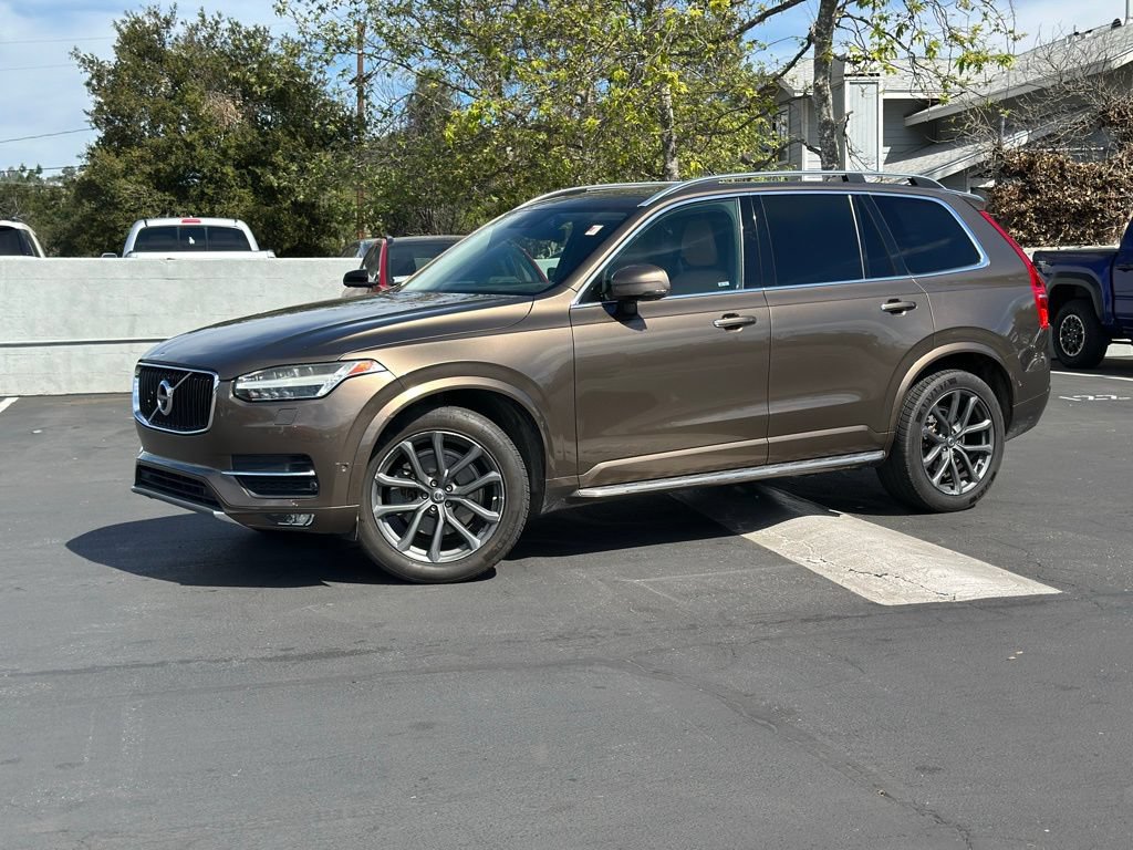 Used 2016 Volvo XC90 T6 Momentum w/ Momentum Plus Package AWD/4WD image 1