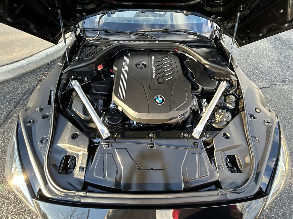 Used 2023 BMW Z4 M40i w/ Premium Package image 14
