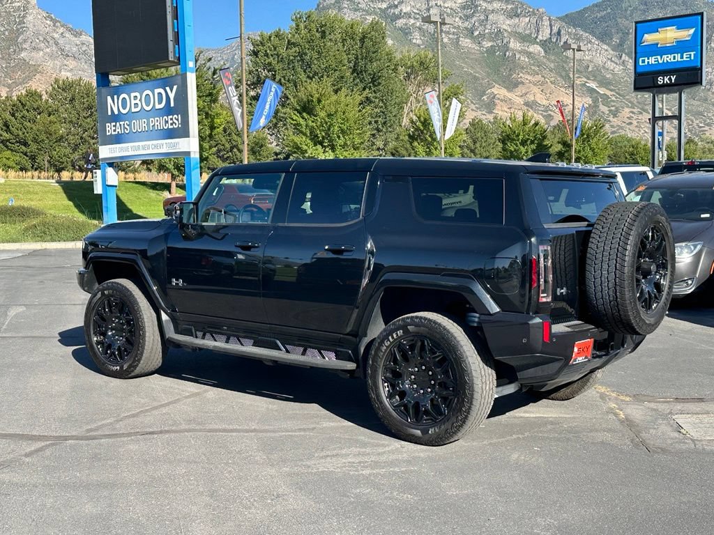 Certified 2024 GMC Hummer EV 2X w/ LPO, Illumination Package AWD/4WD image 18