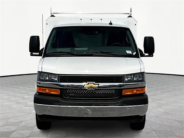 New 2025 Chevrolet Express 3500 w/ Power Convenience Package image 2