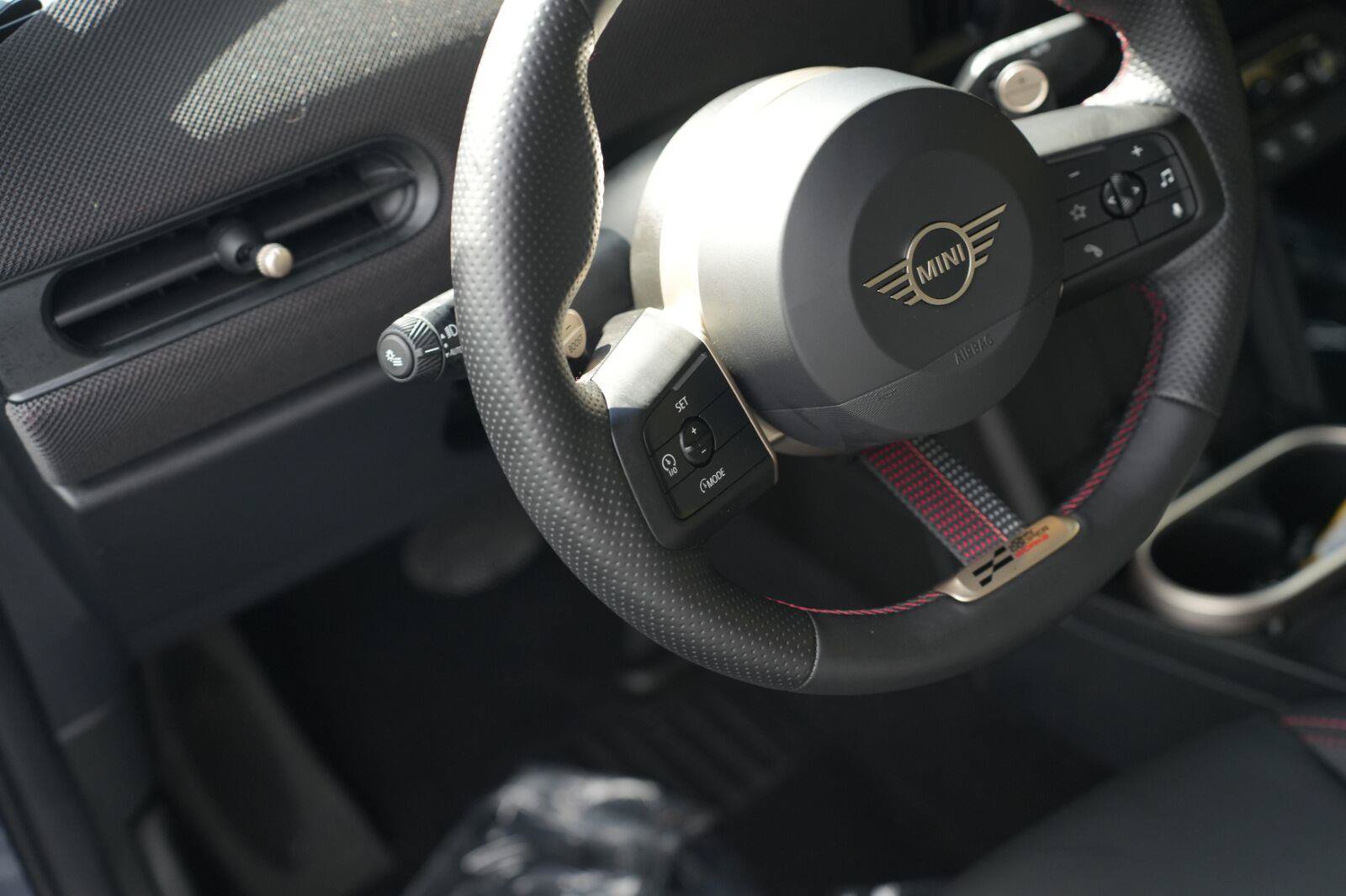 Used 2026 MINI Cooper S FWD image 13