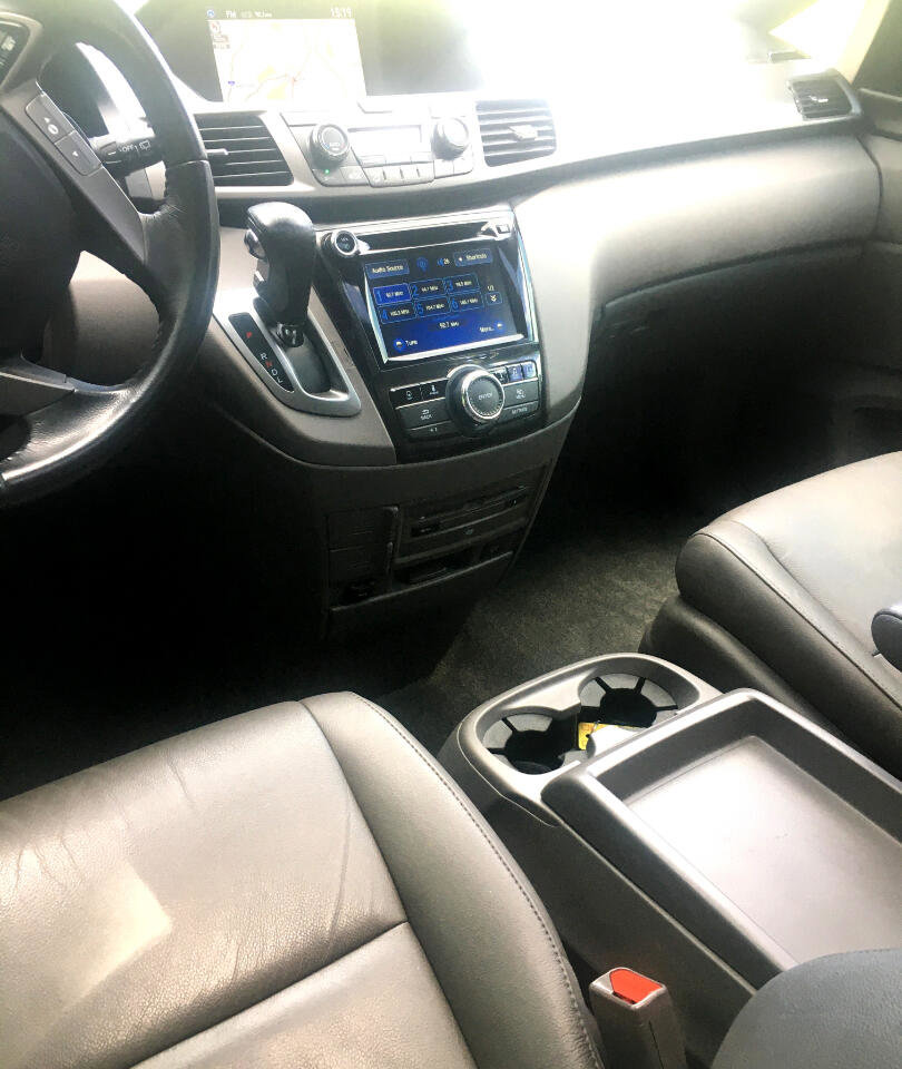 Used 2016 Honda Odyssey Touring image 16