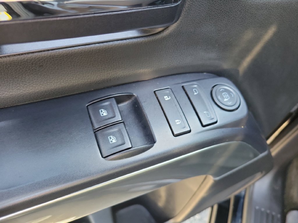 Used 2014 Chevrolet Silverado 1500 LT RWD image 16