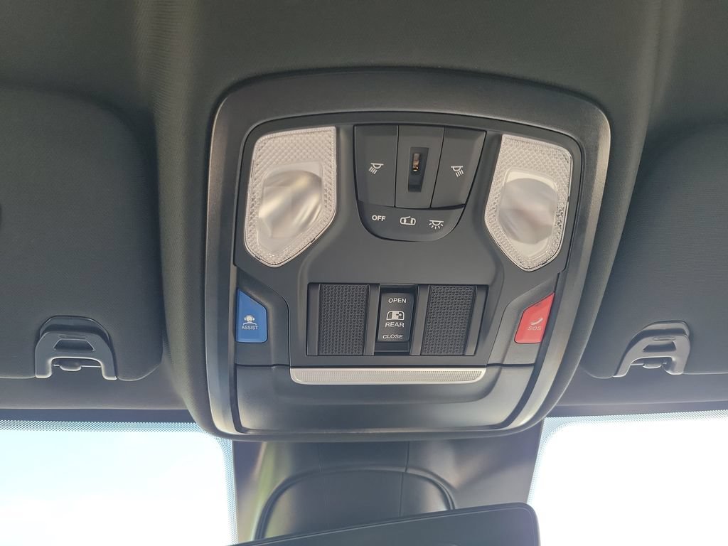 New 2026 RAM 3500 Big Horn AWD/4WD image 22