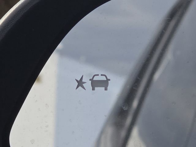 New 2026 Chevrolet Equinox EV RS image 8