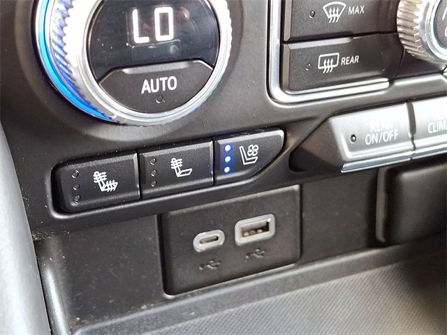 Used 2023 GMC Yukon SLT image 19