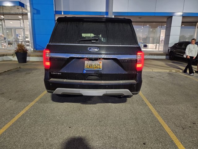 Used 2020 Ford Expedition Limited w/ Special Edition Package AWD/4WD image 5