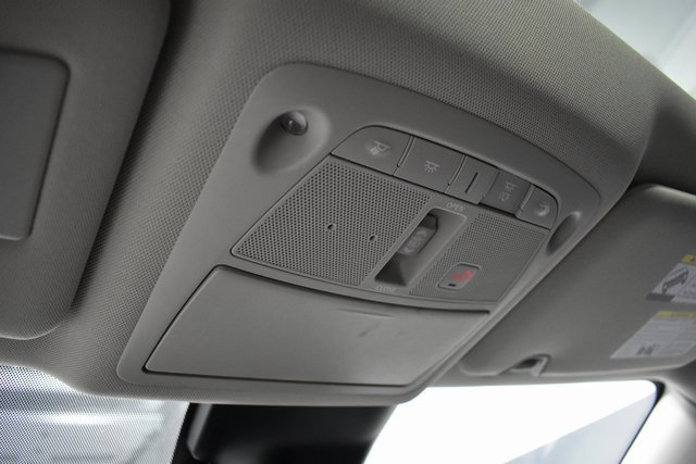 Used 2020 Nissan Rogue SL w/ Premium Package image 28