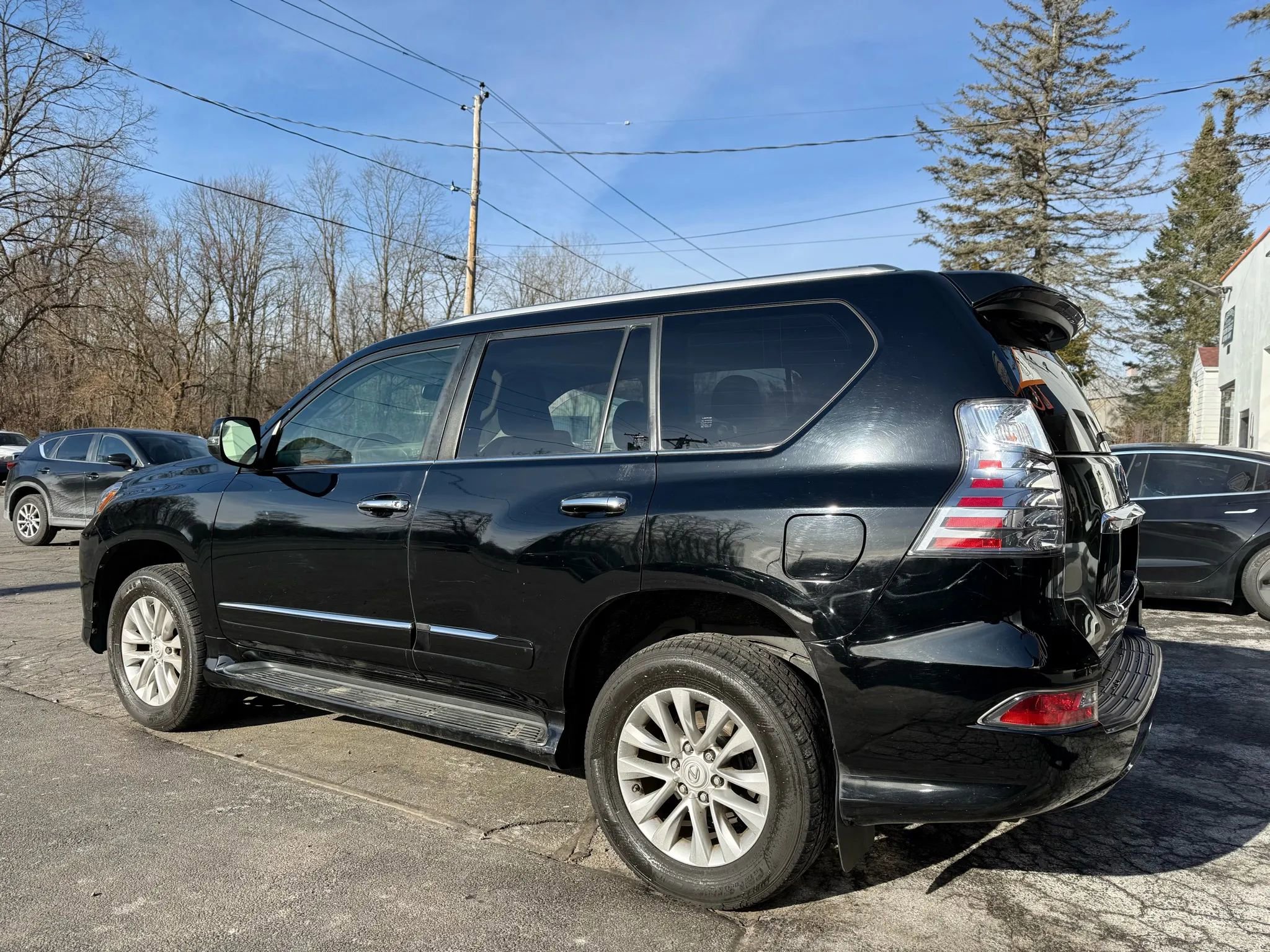 Used 2018 Lexus GX 460 Premium AWD/4WD image 3