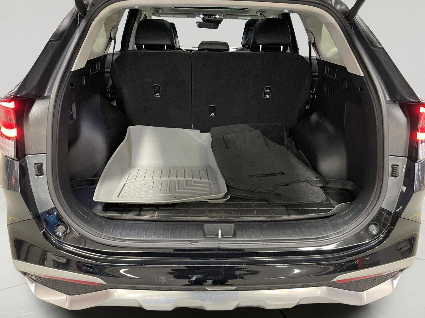 Used 2023 Kia Sportage SX image 10