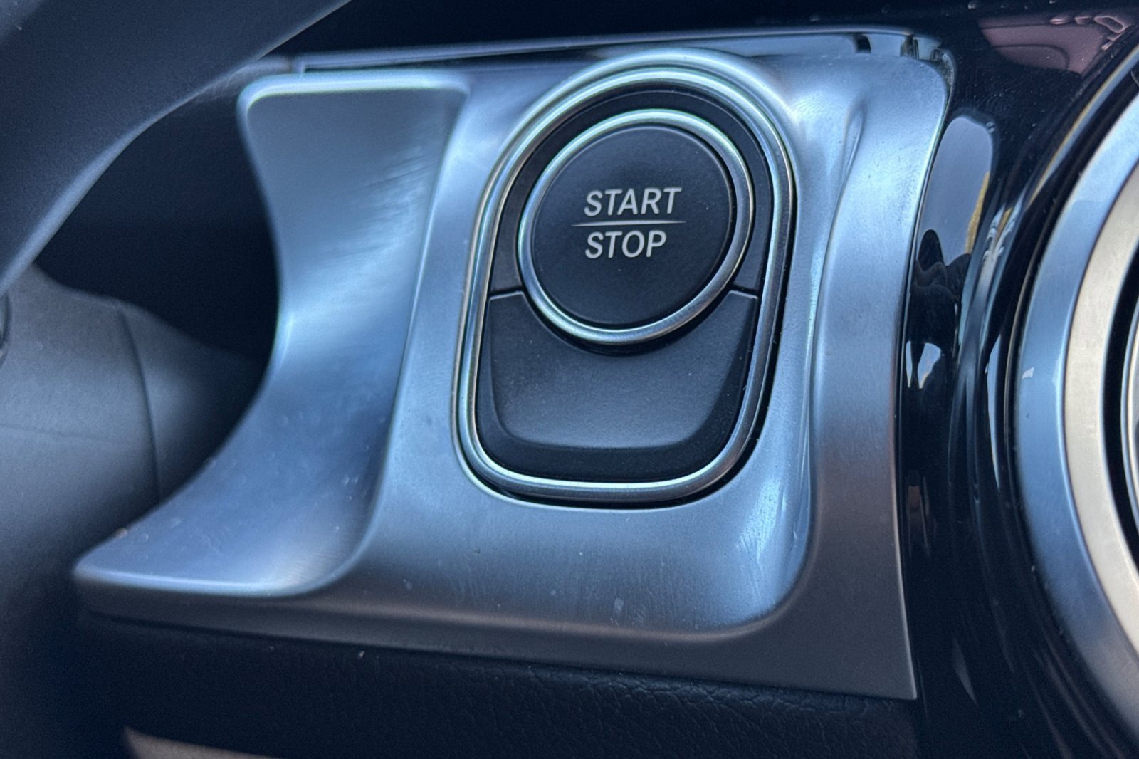 Used 2024 Mercedes-Benz EQB 250+ image 28