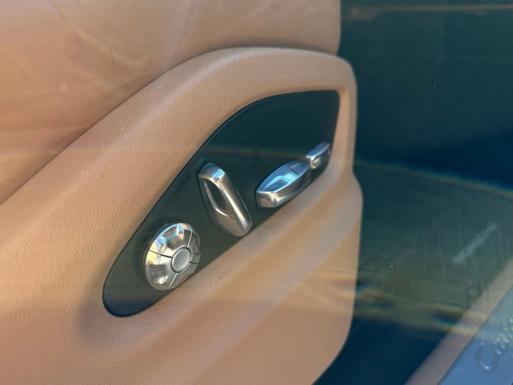 Used 2019 Porsche Cayenne image 43