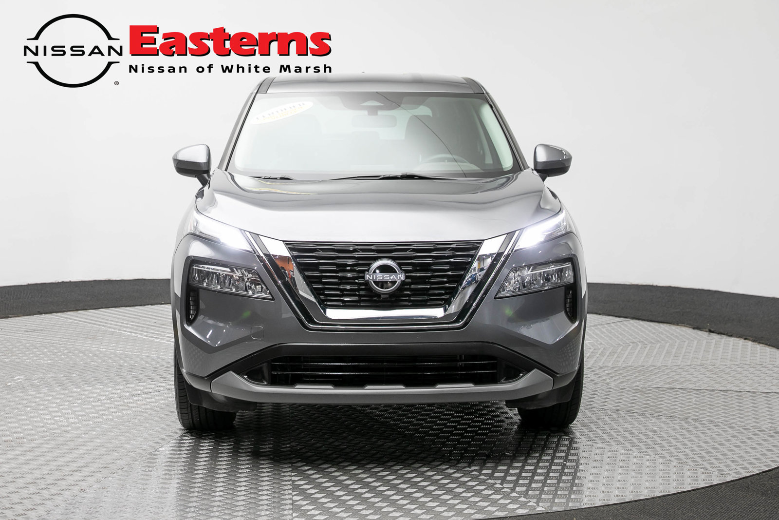 Used 2023 Nissan Rogue SV AWD/4WD image 2