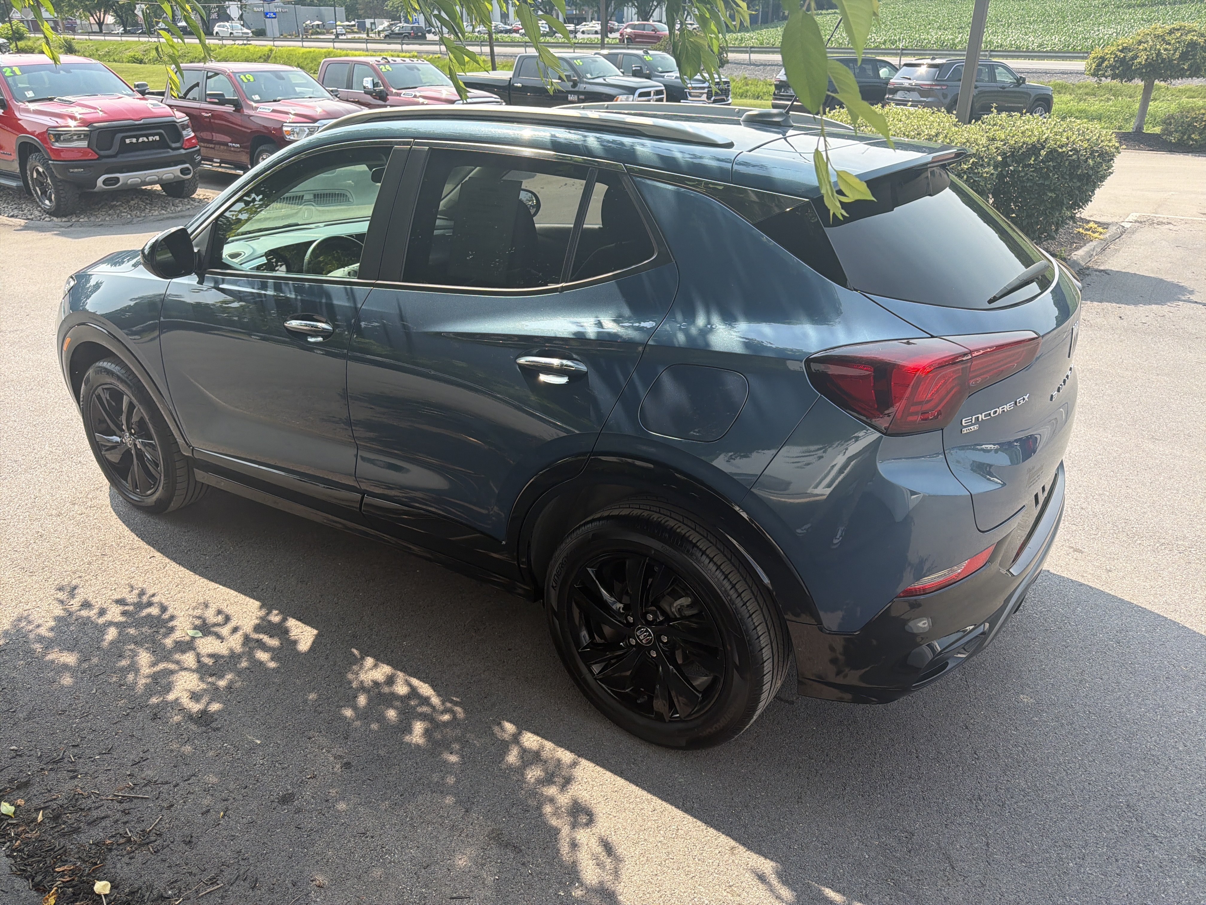 Used 2024 Buick Encore GX Sport Touring AWD/4WD image 6