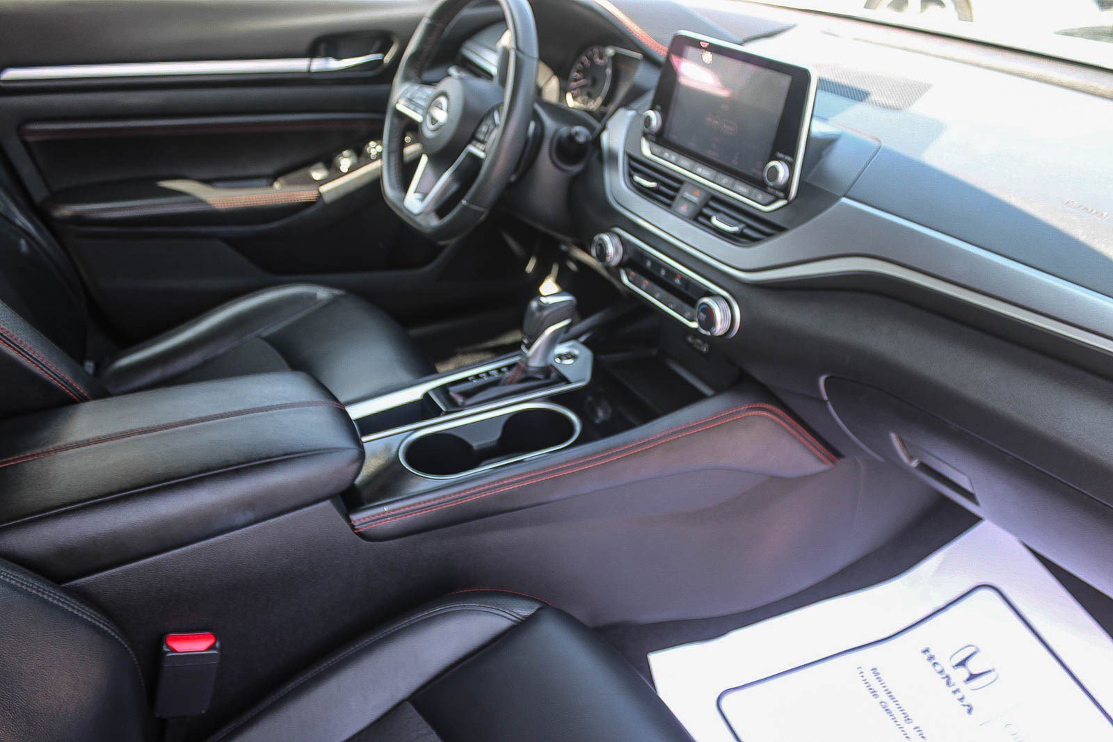 Used 2023 Nissan Altima 2.5 SR image 17