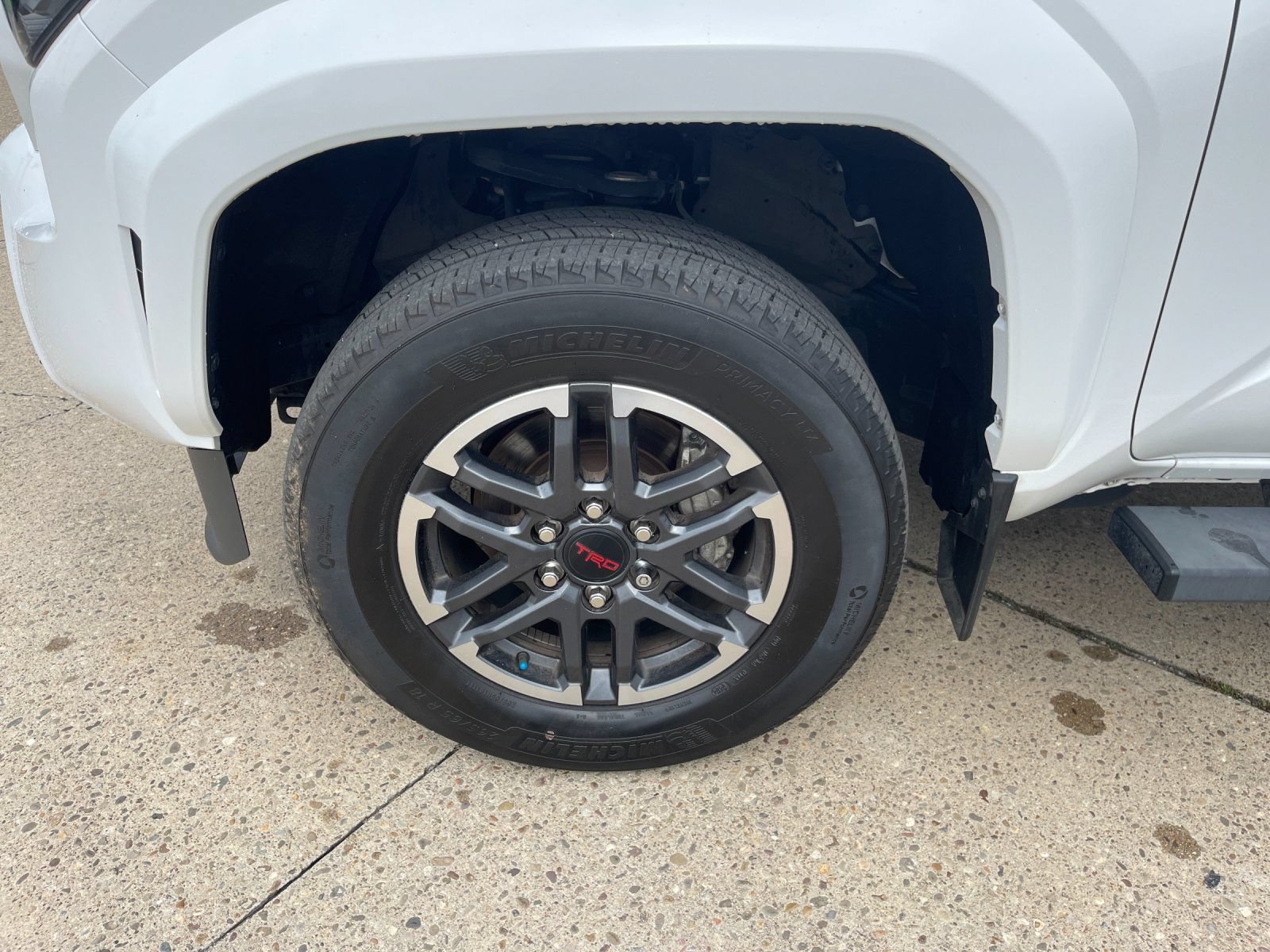 Used 2024 Toyota Tacoma TRD Sport AWD/4WD image 30