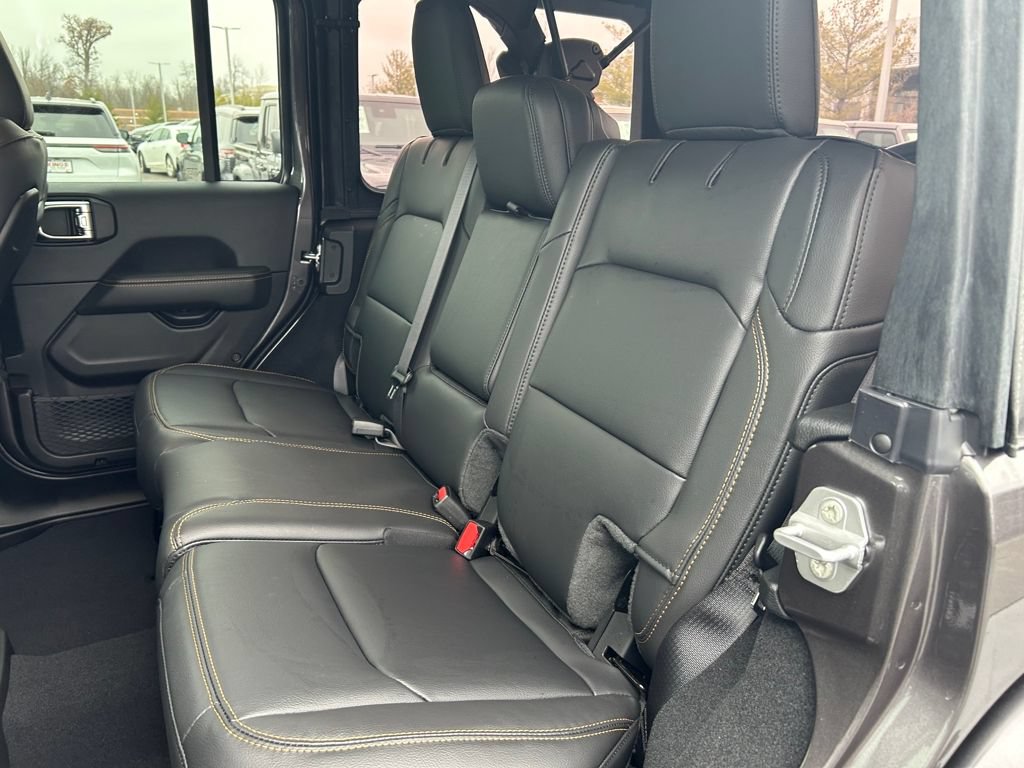New 2026 Jeep Wrangler Unlimited Sahara AWD/4WD image 43