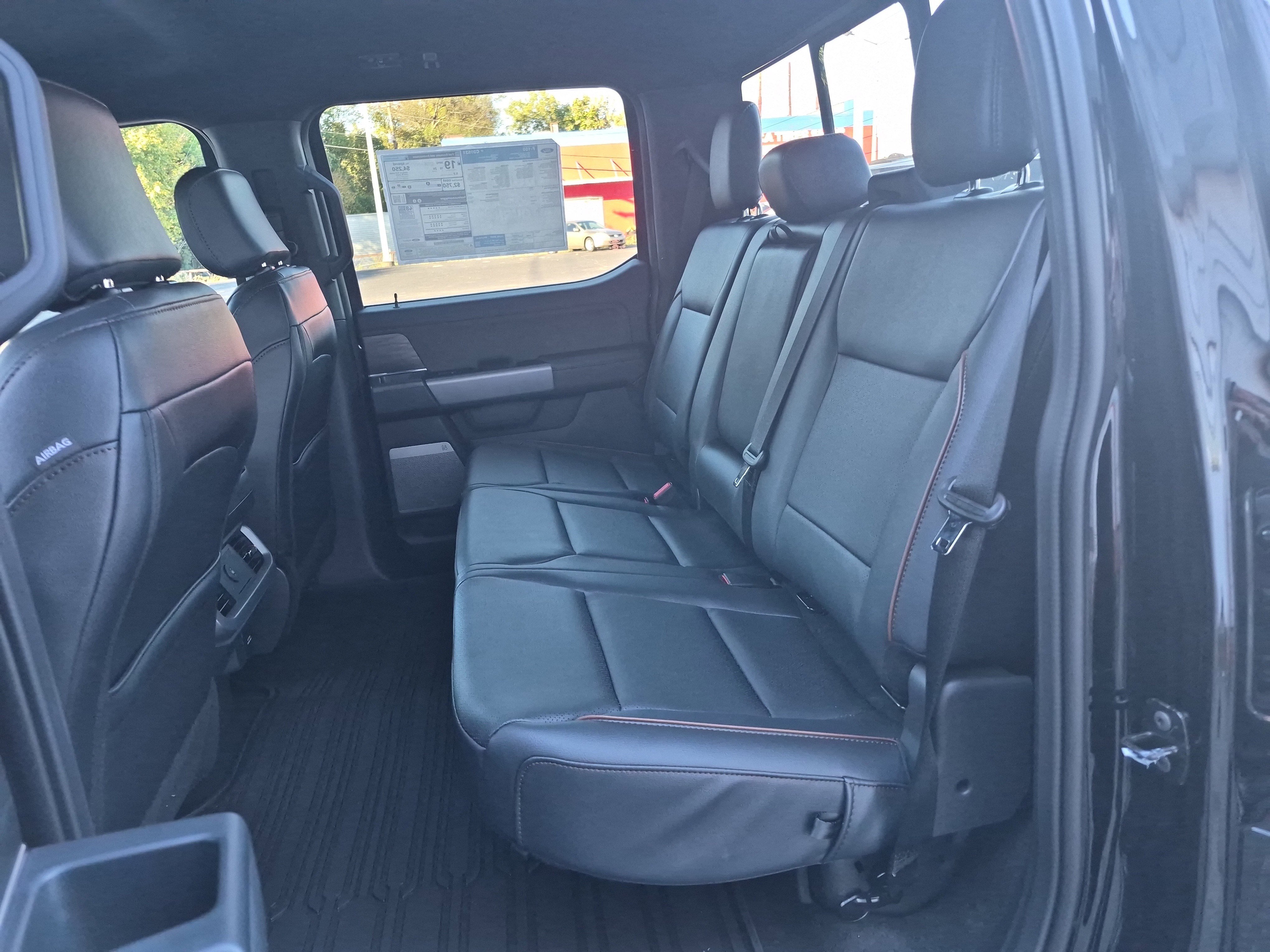 New 2025 Ford F150 Lariat w/ Equipment Group 501A Mid image 18