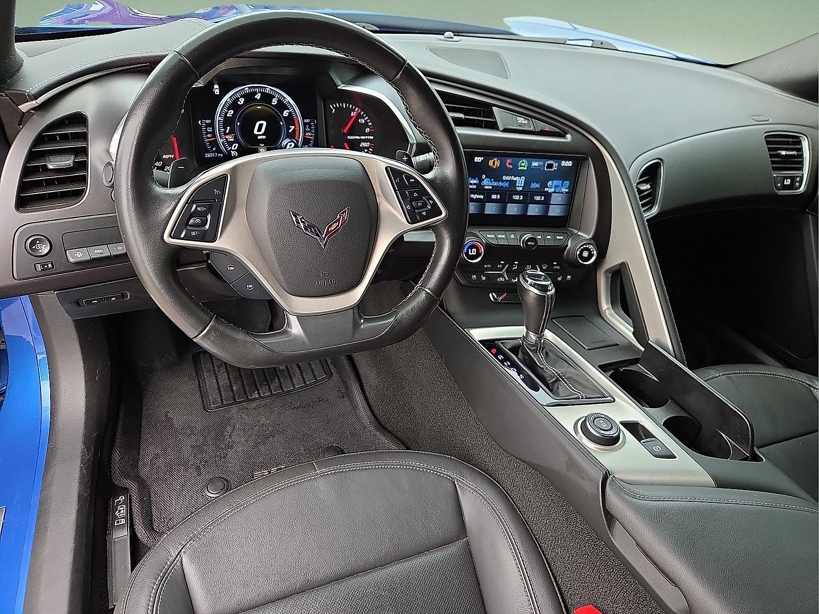 Used 2019 Chevrolet Corvette Stingray Coupe RWD image 10