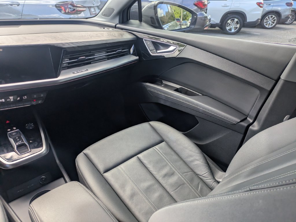 Used 2023 Audi Q4 e-tron Premium Plus w/ Premium Plus RWD image 22