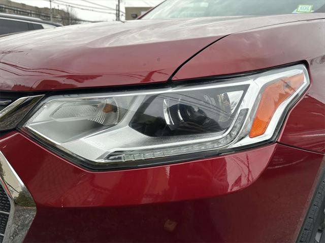 Used 2021 Chevrolet Traverse LT image 9