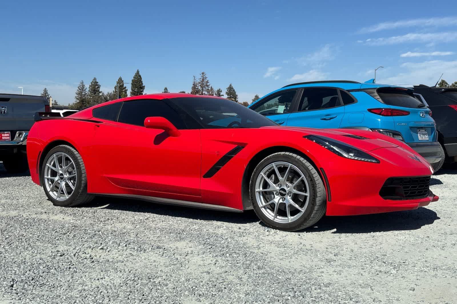 Used 2017 Chevrolet Corvette Stingray Coupe w/ 1LT RWD image 9