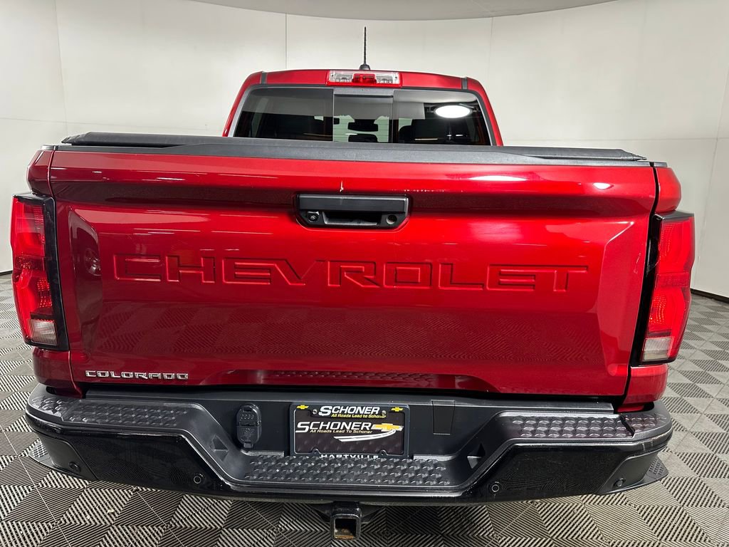 Used 2023 Chevrolet Colorado Z71 w/ Z71 Convenience Package 2 AWD/4WD image 4