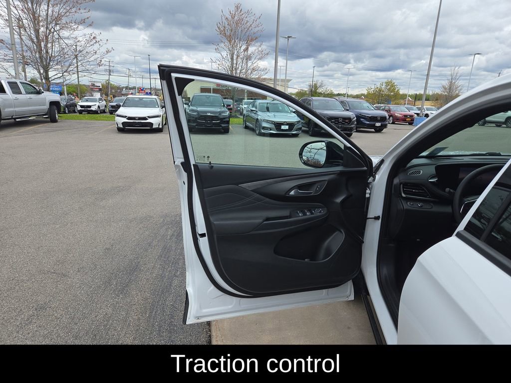 Used 2024 Buick Envista Sport Touring FWD image 12